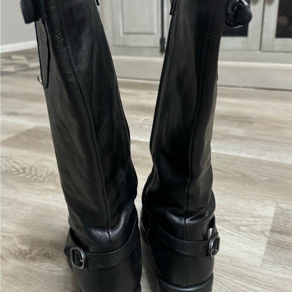 Black leather boots in good pre loved condition - Picture 5 of 6